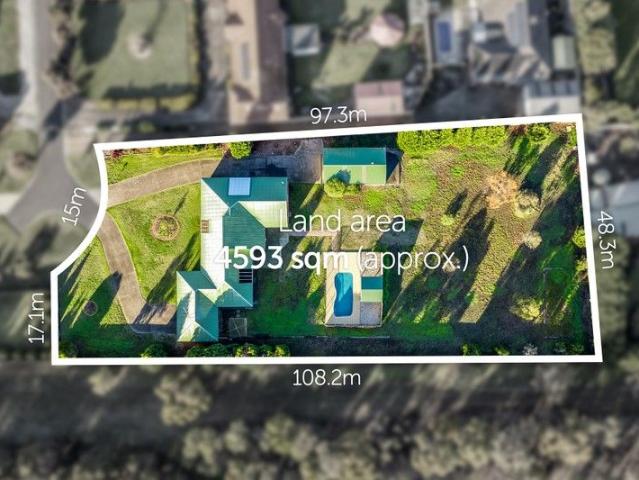 House for sale in Lovely Banks