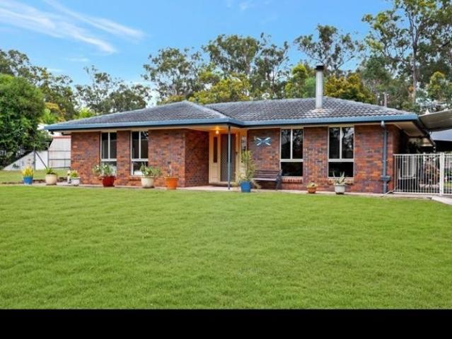 Cottage for rent in Toombul, Queensland
