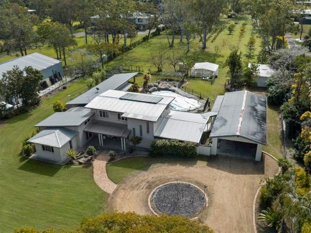 Cottage for sale in Toombul, Queensland
