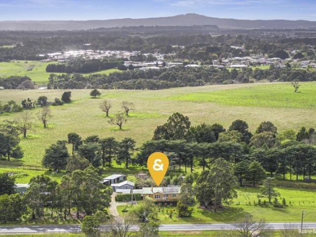 House for sale in Ballan