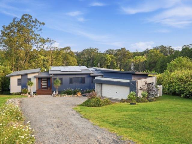 Cottage for sale in Nana Glen, New South Wales