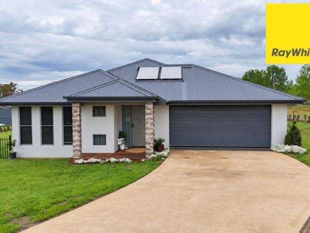 Cottage for sale in Inverell, Inverell Shire Council