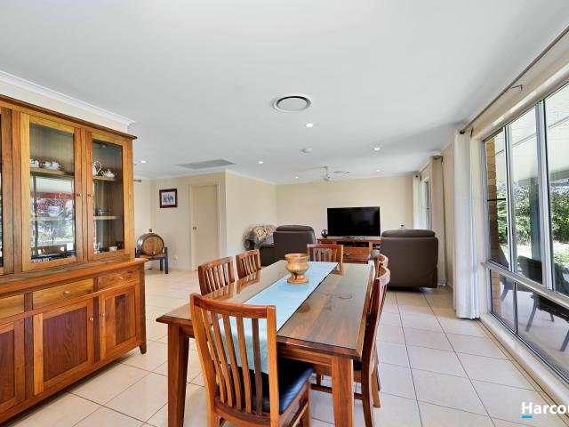House for sale in Sharon, Queensland