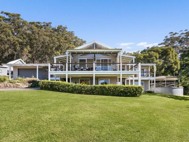 Cottage for sale in Jamberoo, New South Wales