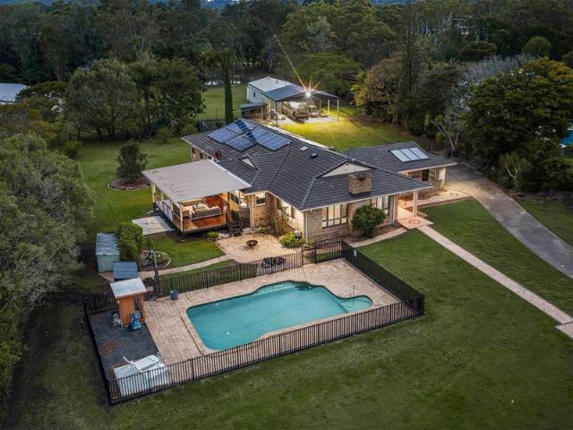 Cottage for sale in Gumdale, Greater Brisbane