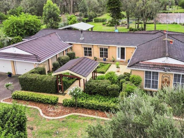 Cottage for sale in Londonderry, Sydney