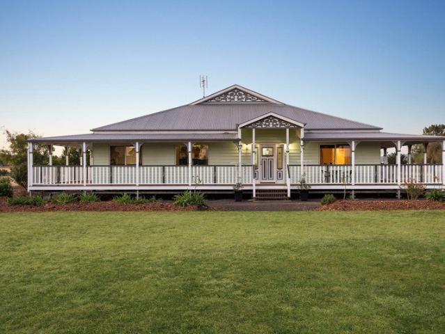 Cottage for sale in Cambooya, Queensland
