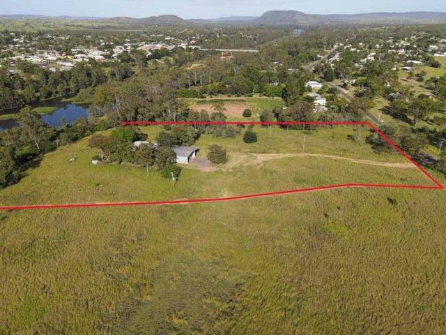 Cottage for sale in Gayndah, Queensland