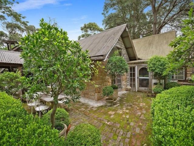 Cottage for sale in Sydney, New South Wales