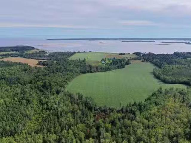 House for sale in Montague