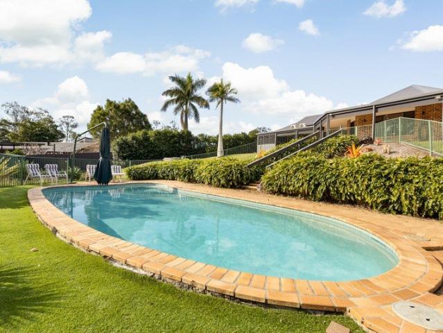 House for sale in Helensvale, Gold Coast City