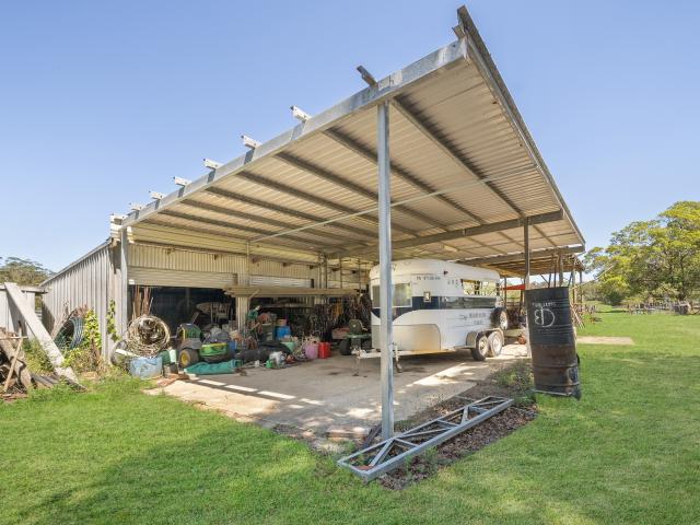 Cottage for sale in Toombul, Queensland
