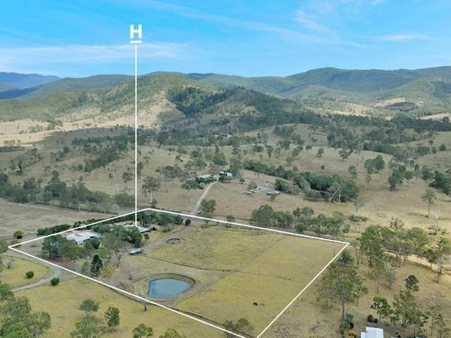 Cottage for sale in Sarina Range, Queensland