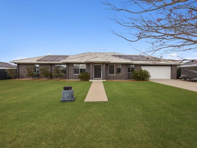 House for sale in Fernvale