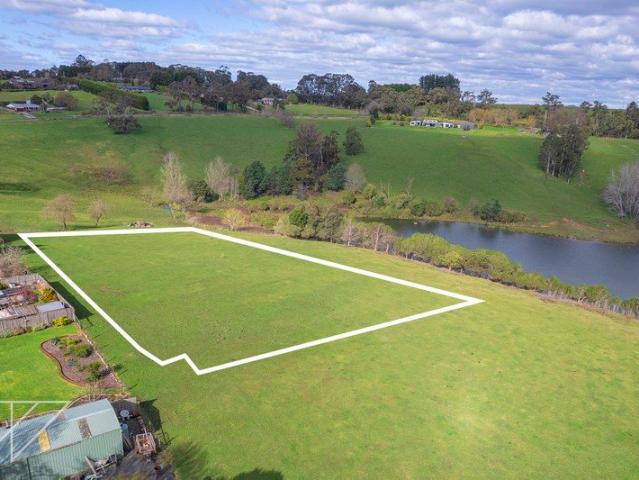 Land for sale in Rokeby, Victoria