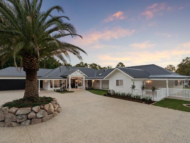 Cottage for sale in Kings Creek, Queensland
