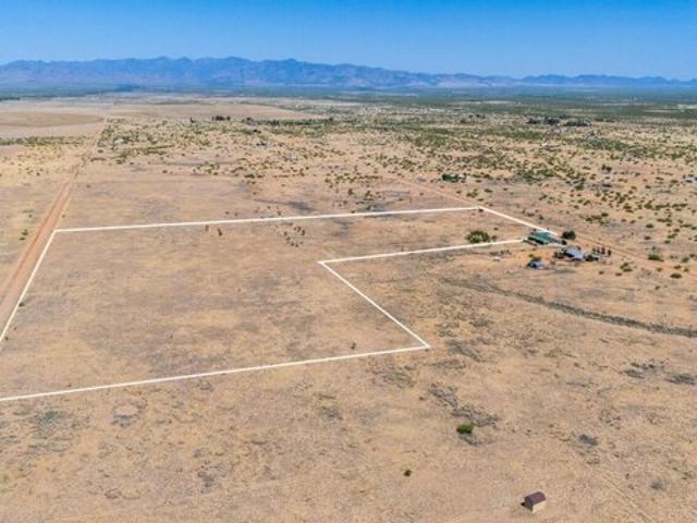 Land for sale in Pearce, Arizona