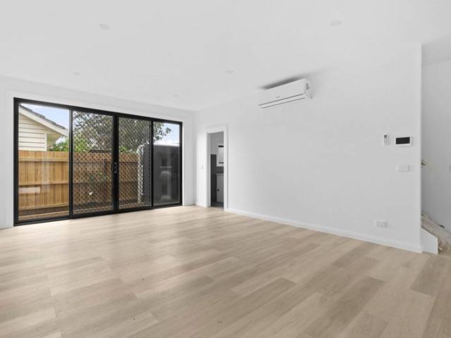 Apartment for rent in Cranbourne, Melbourne