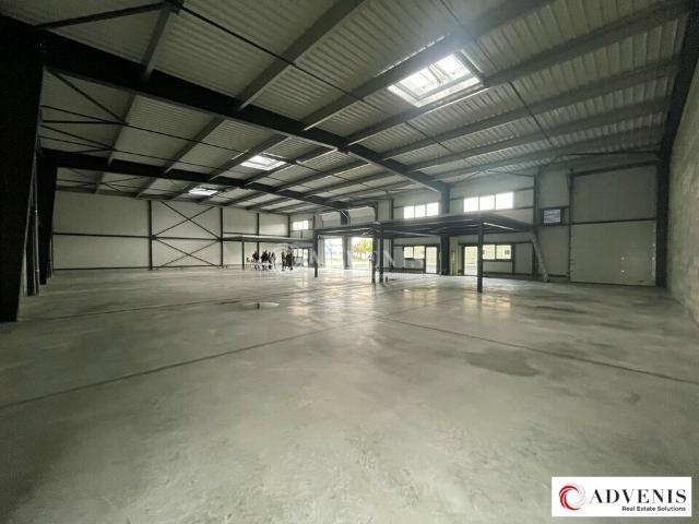 Local Commercial vente à Bordeaux, Blanquefort