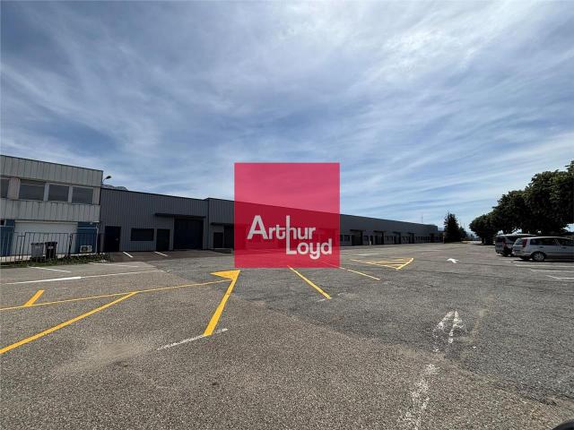 Local Commercial vente à Grenoble, Saint-etienne-de-crossey