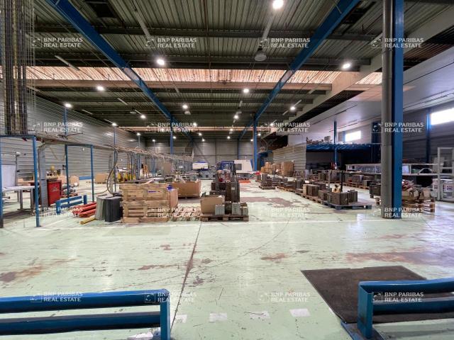 Local Commercial vente à Orléans, Ormes