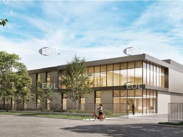 Local Commercial vente à France métropolitaine, Louvres