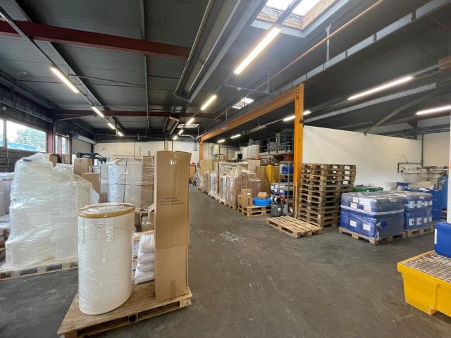 Local Commercial vente à L'Haÿ-les-Roses, Vitry-sur-seine