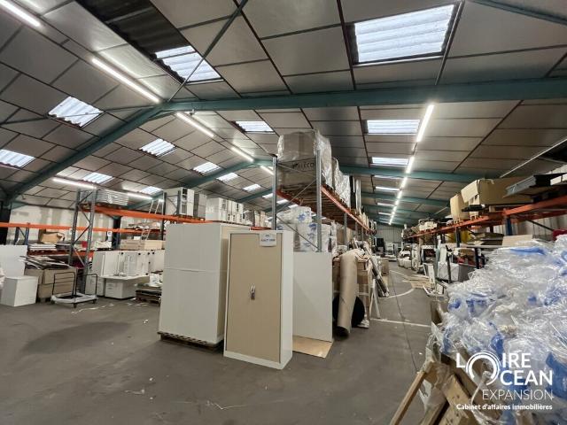 Local Commercial vente à Angers, Saint-jean-de-linières