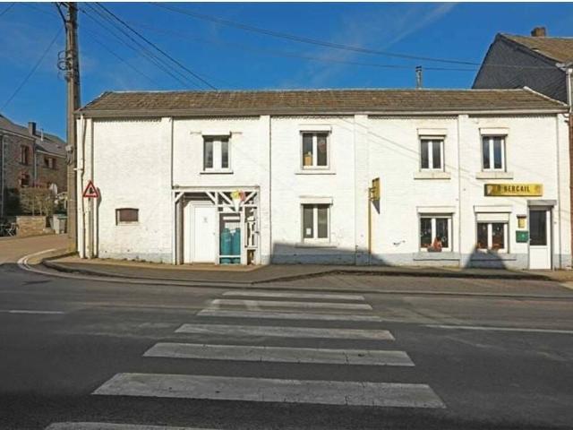 Local Commercial vente à Paliseul, Wallonie