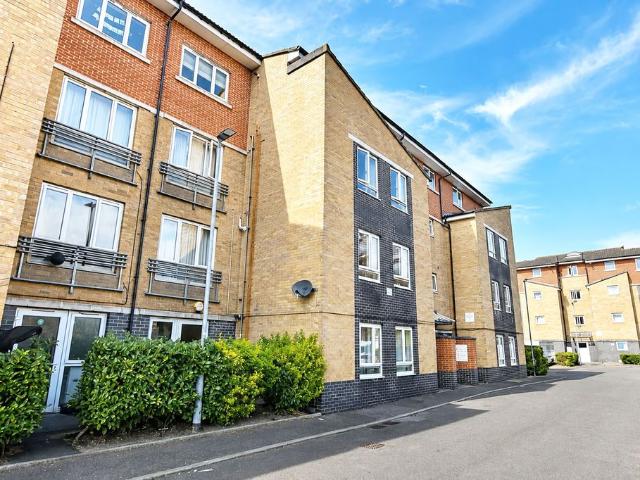 Apartment for rent in Lower Edmonton, Greater London