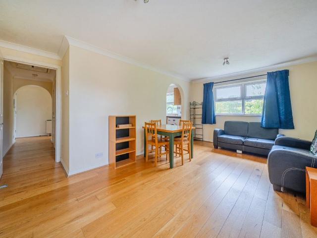 Apartment for rent in London Borough of Ealing, Greater London