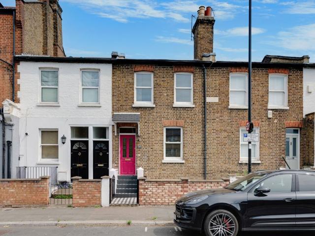 Apartment for rent in London Borough of Ealing, Greater London