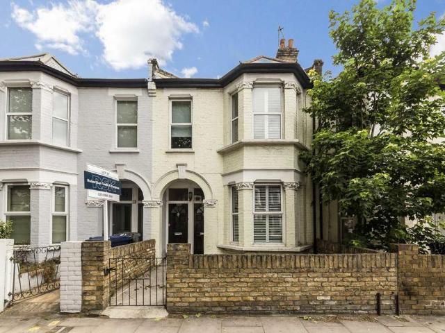 Apartment for rent in London Borough of Ealing, Greater London