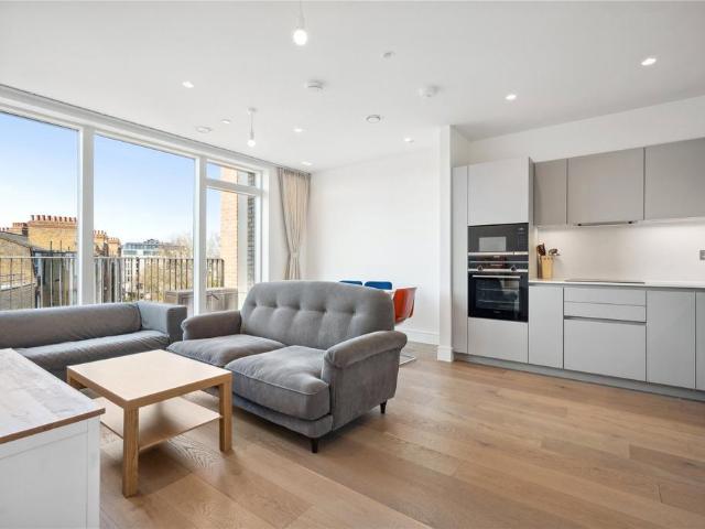 House for rent in London Borough of Hounslow, Greater London
