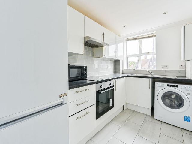 Apartment for rent in London Borough of Ealing, Greater London