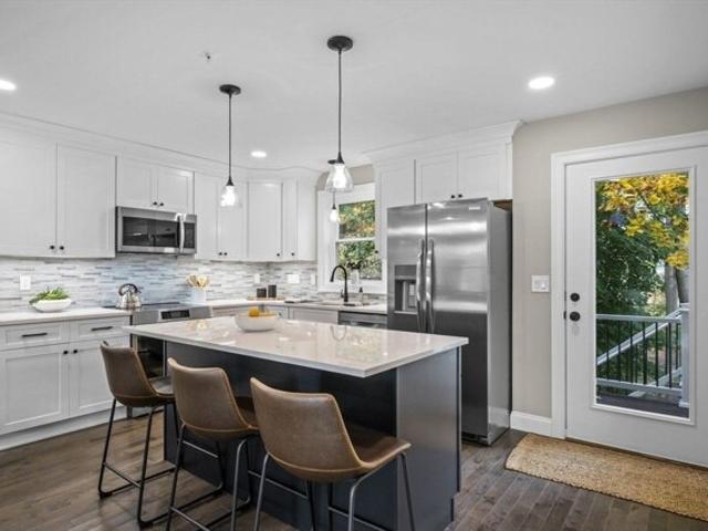 Condo for sale in Chelmsford