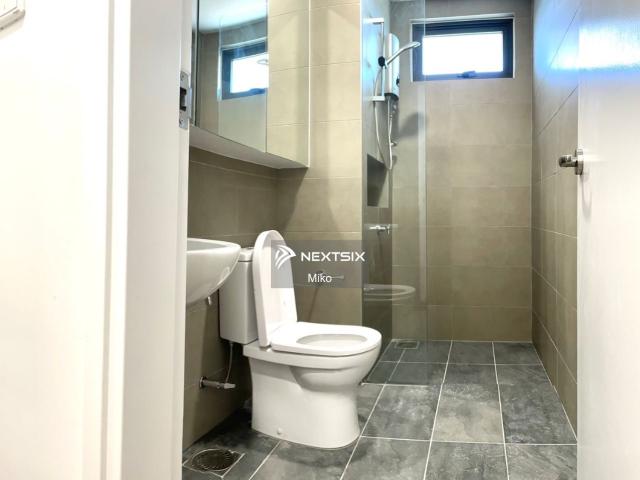 Shop for rent in Petaling, Damansara Damai