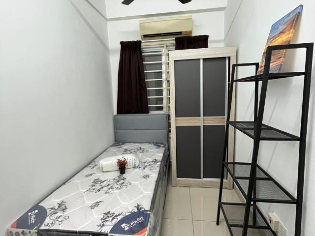 Room for rent in Petaling, Damansara Damai