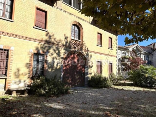 Villa Indipendente in vendita a Albese con Cassano, Lombardia