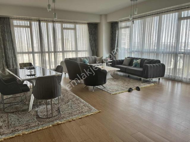 Kayabaşı Mahallesi, Başakşehir içerisinde kiralık mülk