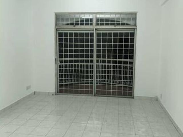 Apartment for sale in Kajang, Langat