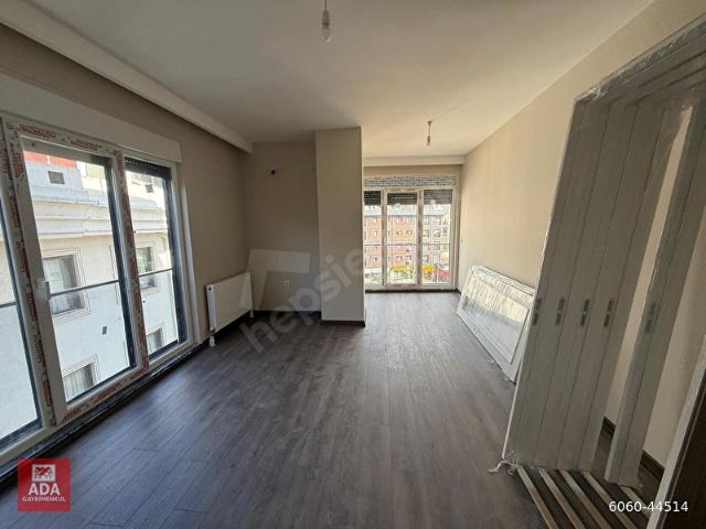 Küçükyalı, Maltepe içerisinde satılık mülk