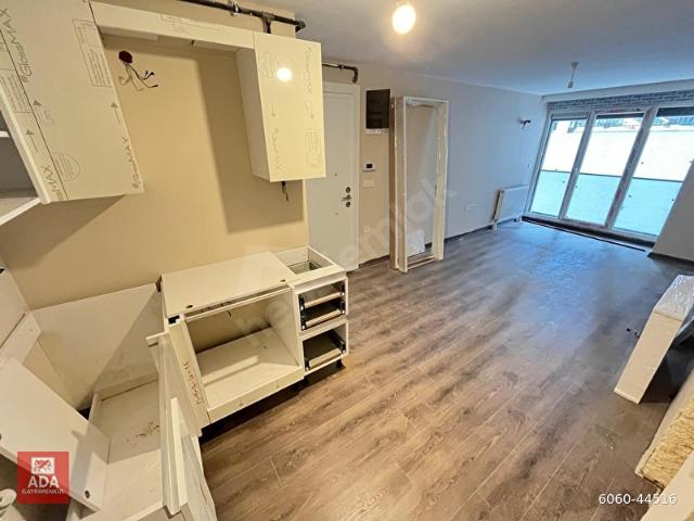 Küçükyalı, Maltepe içerisinde satılık mülk
