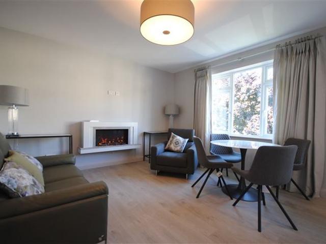 Apartment to rent in Bluebell, North Tipperary