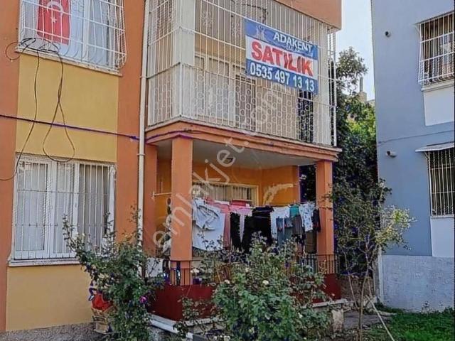 Seyhan, Namık Kemal Mahallesi içerisinde satılık Villa