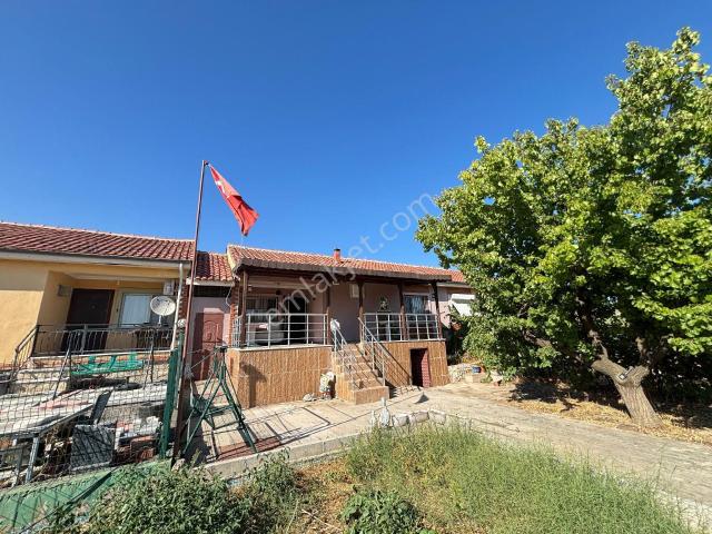 Salihli, Manisa içerisinde satılık Villa