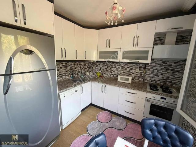 Bayrakli, İzmir içerisinde kiralık mülk