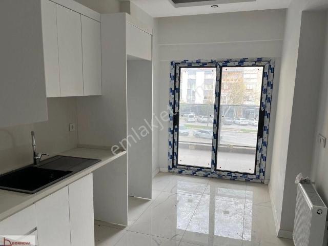Bayrakli, İzmir içerisinde satılık mülk
