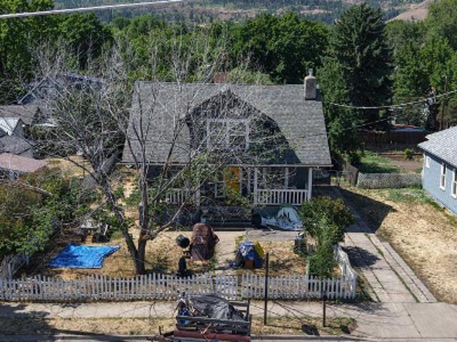 House for sale in La Grande, Union County