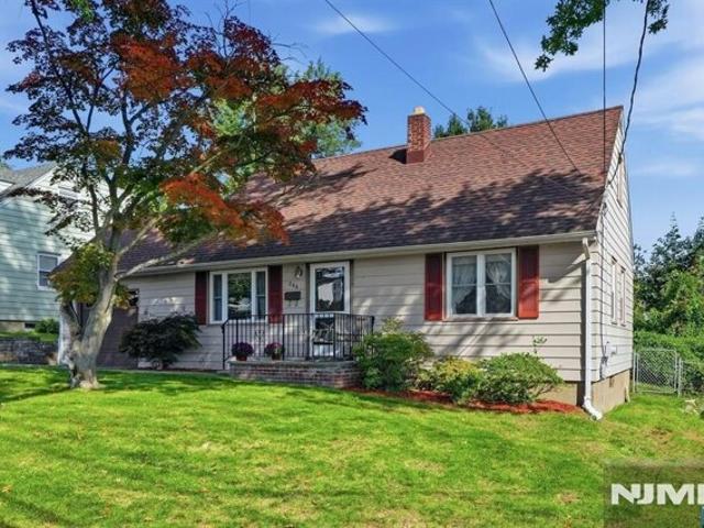 House for sale in River Edge, Bergen County
